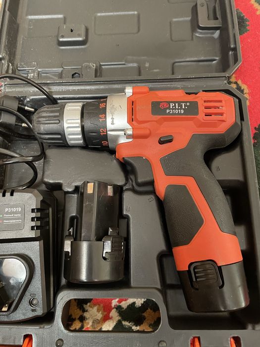 Продам шуруповерт PIT