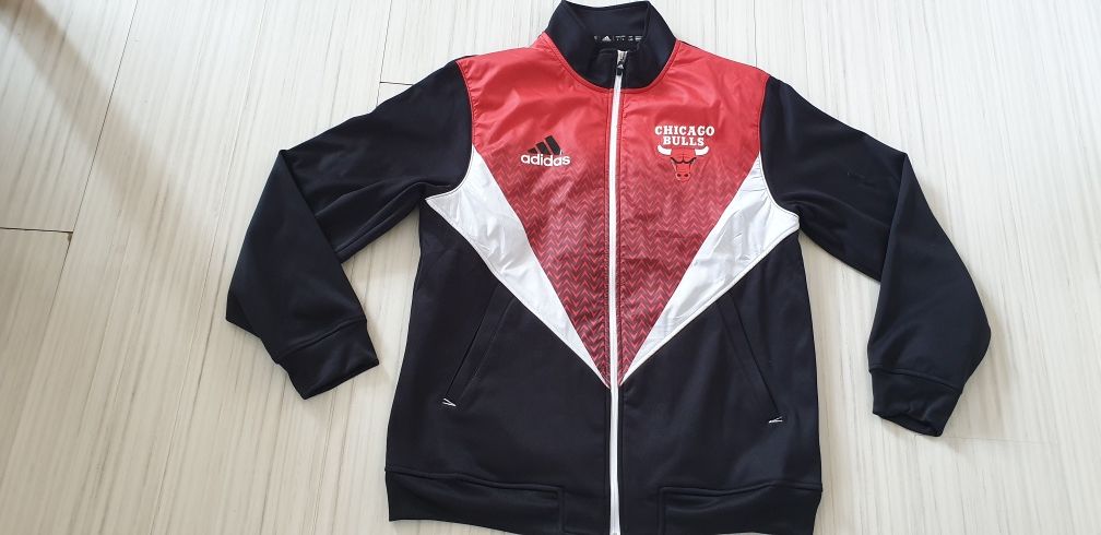 Adidas Chicago Bulls Mens Full Zip Sz L НОВО! ОРИГИНАЛ! Мъжко Горнище!