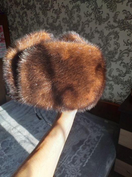 Продам шапку-ушанку норковую в хорошем состоянии, б/у.