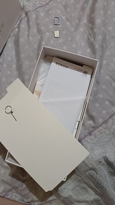 Телефон новый минусов нет.