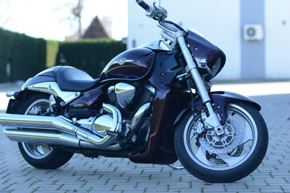 Suzuki Boulevard M90