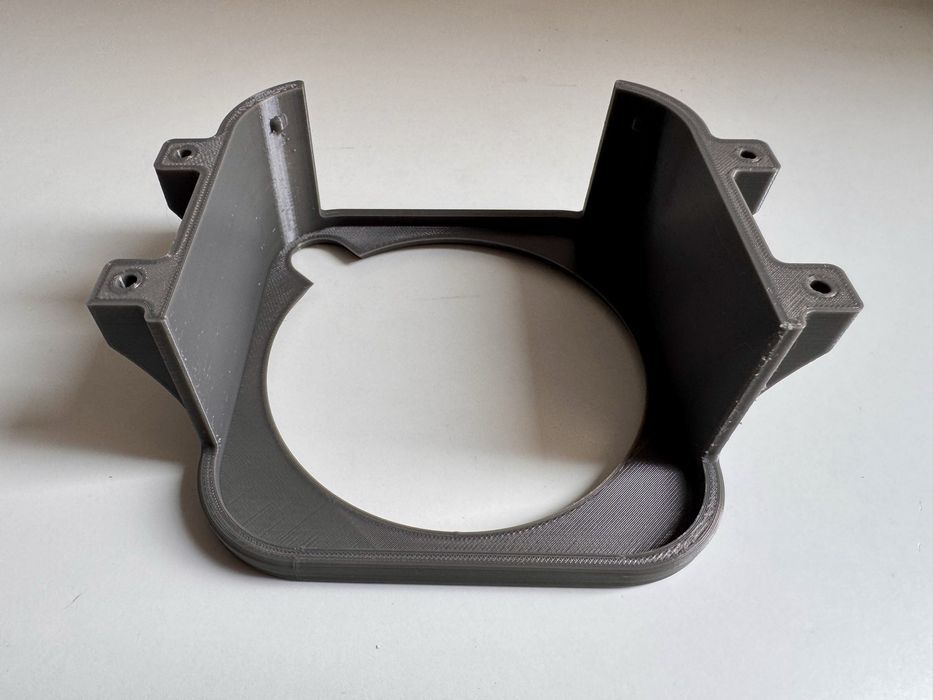 Suport pentru Mac Mini M4, sub birou (under-desk mount)