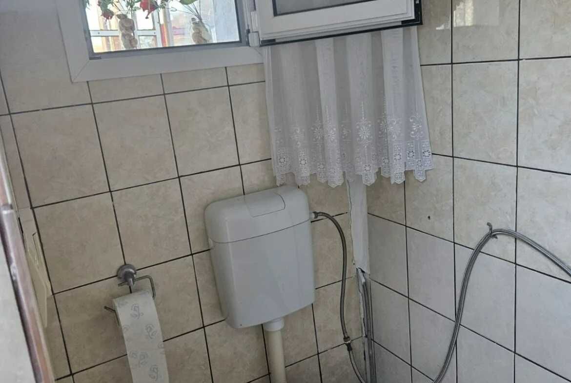Къща в Серайки Акти