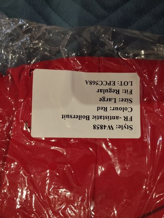 Продаётся спецодежда