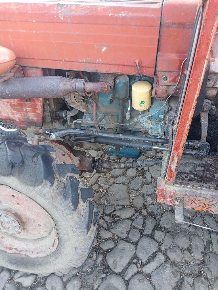 Vînd tractor fiat 445 dt.
