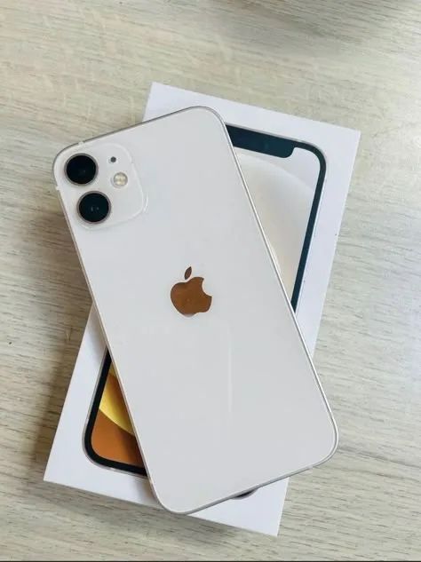 Б/у Iphone 12 продам