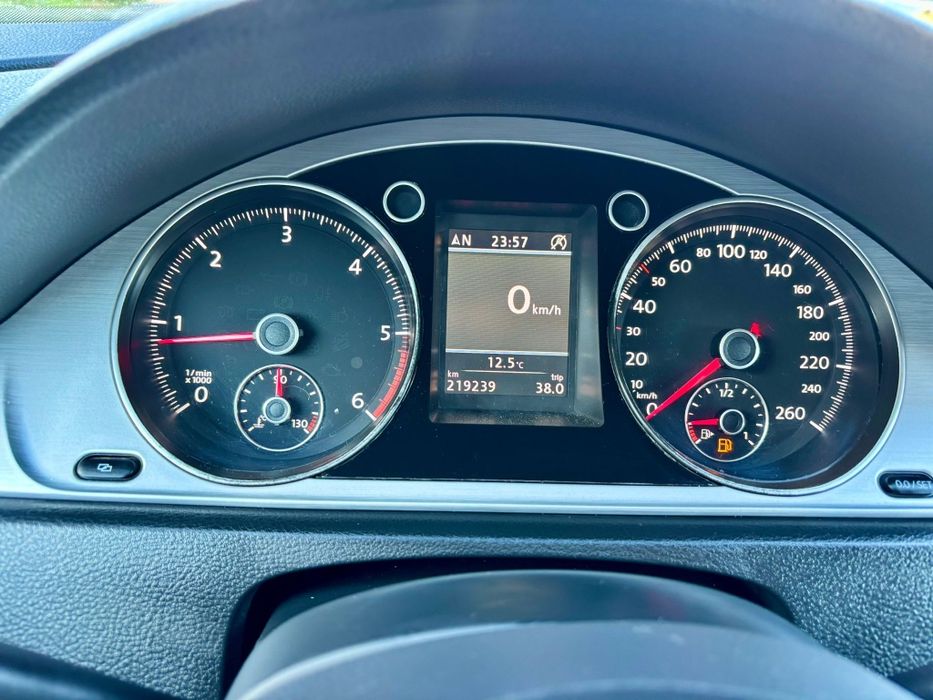 VW Passat Alltrack  2013 LED