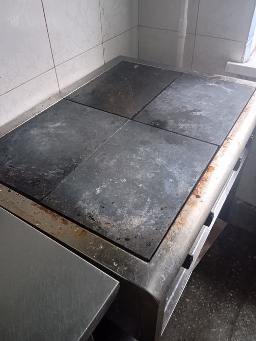 Проф плита для столовой и кафе