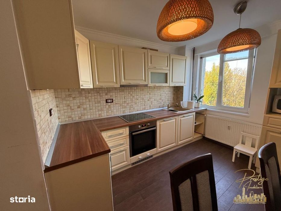 Apartament modern 3 camere 2 bai de inchiriat in Cantemir - Oradea