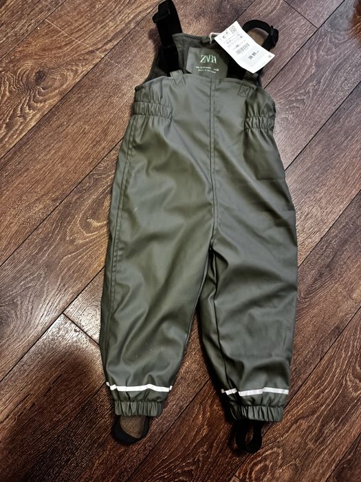 Нов гумиран гащеризон Zara, 92 см, 2 год