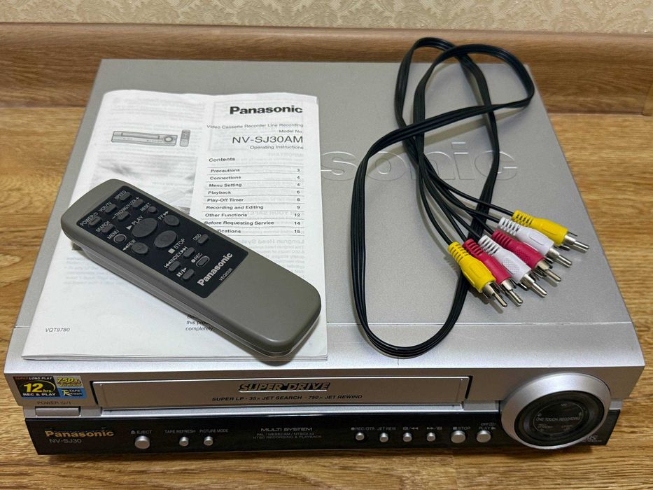 Видеомагнитофон Panasonic NV-SJ30