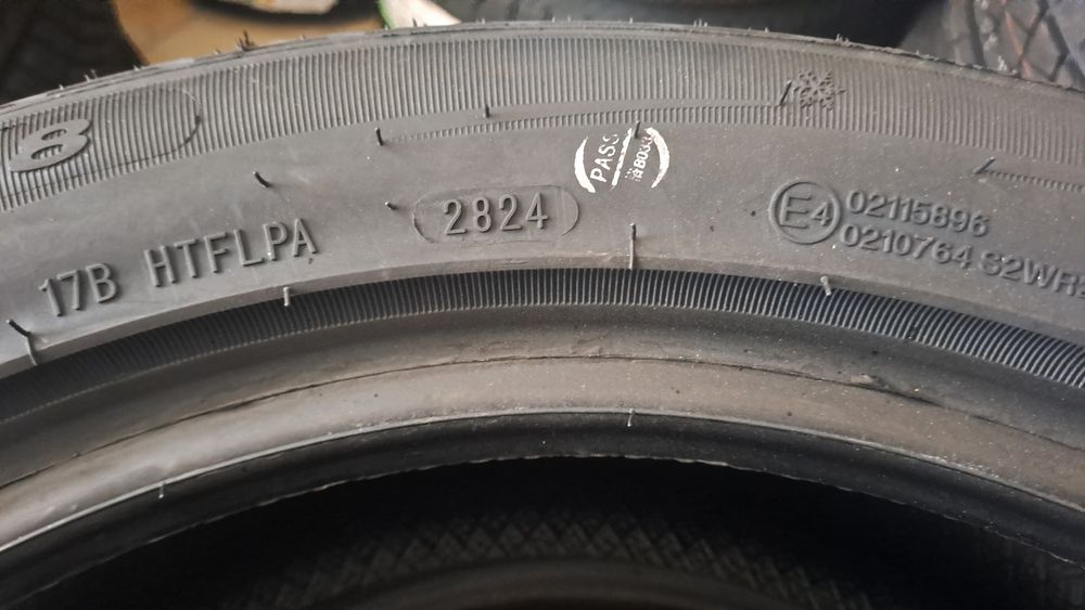Anvelope noi iarna 205 50 r17