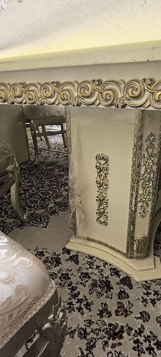 Стол стул сотилади 12 талик