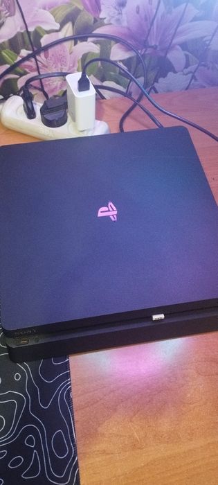 Продам пс 4  торг не приветствуется нахожусь в талгаре