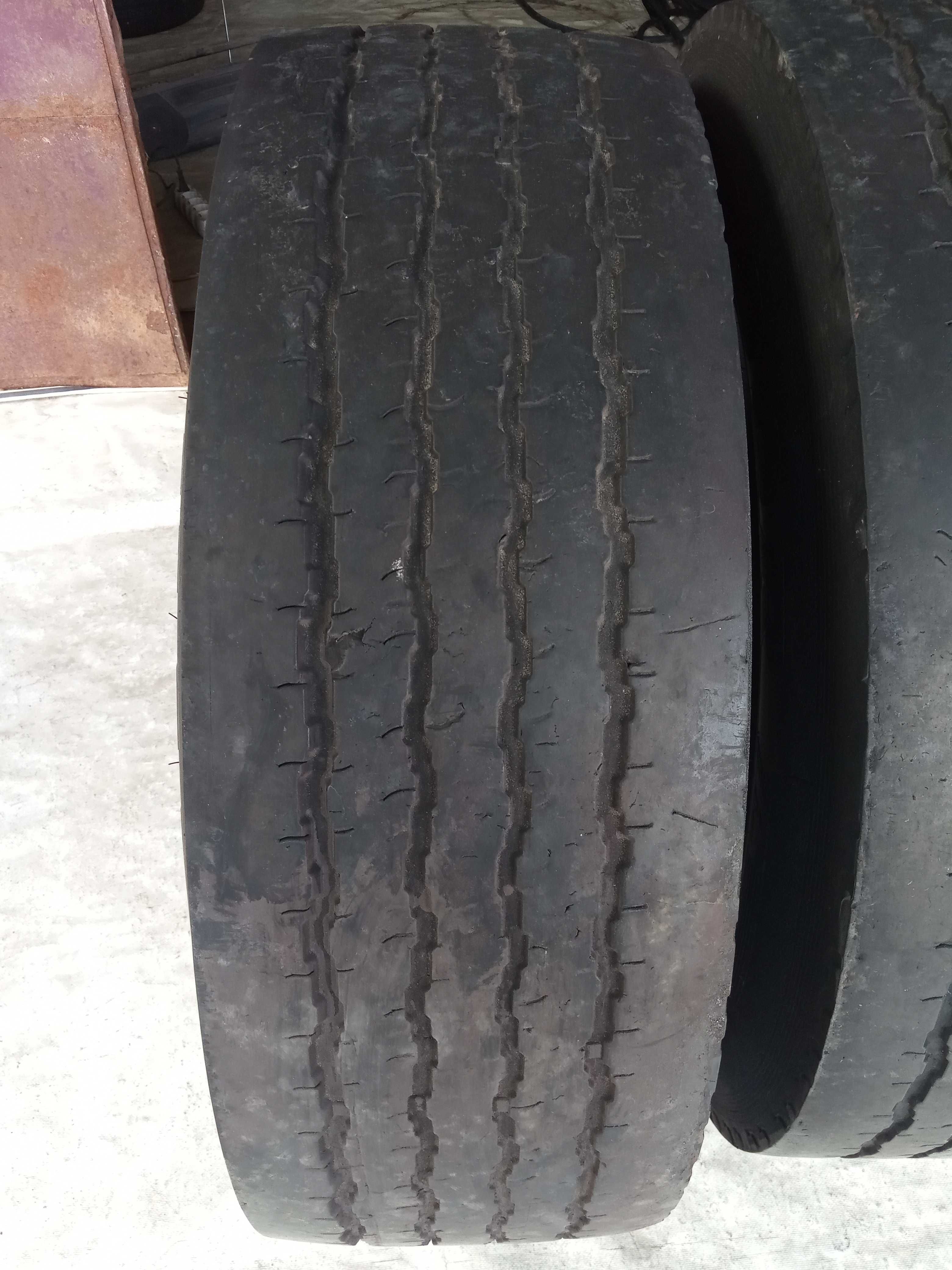 2 тежкотоварни гуми 285/70R19.5 Matador Regional Master FR 2 145/143M