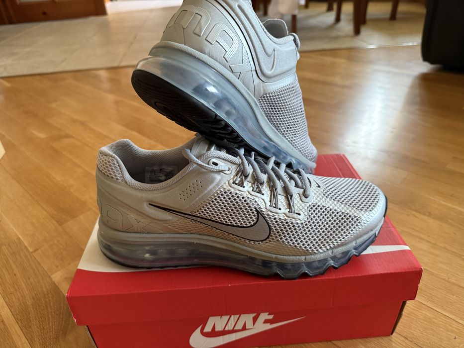 Nike AIR MAX 2013 44/28см