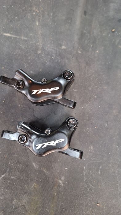 Vand etrieri frane bicicleta trp in 4 pistoane