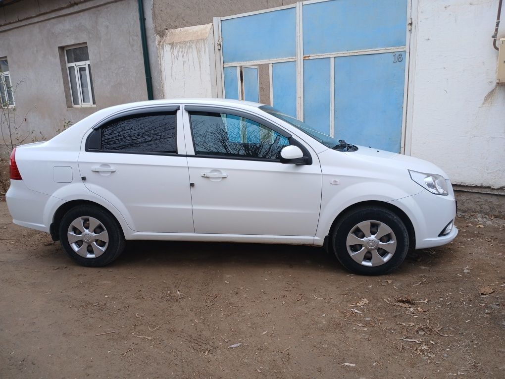Chevrolet Nexia3