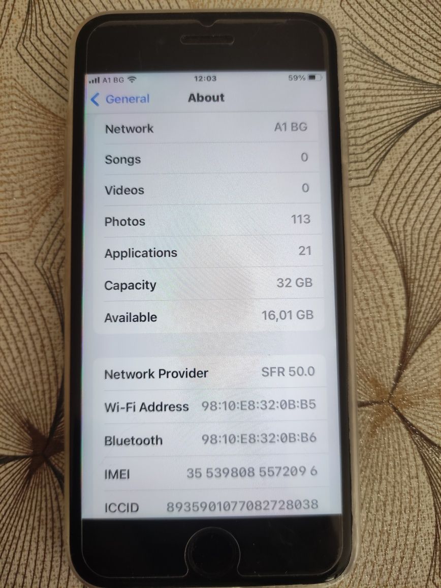 Продавам iphone 6s 32GB