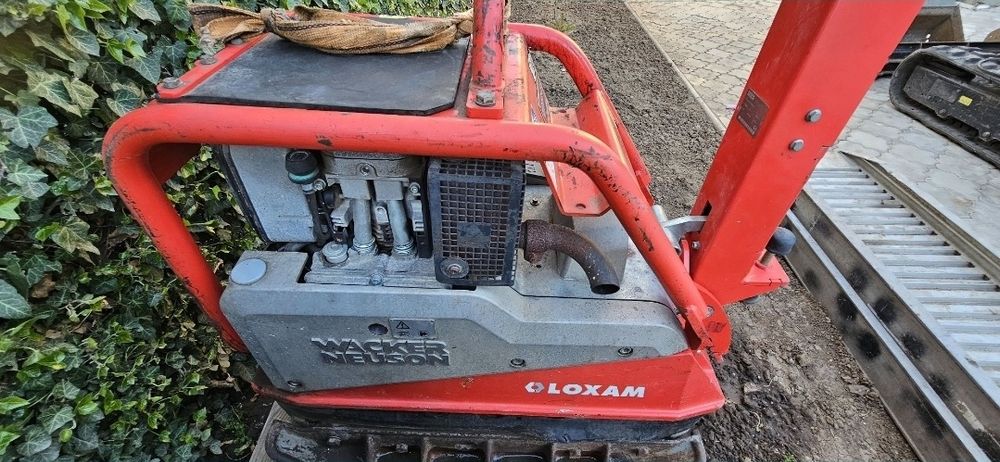 Inchiriere placa compactoare