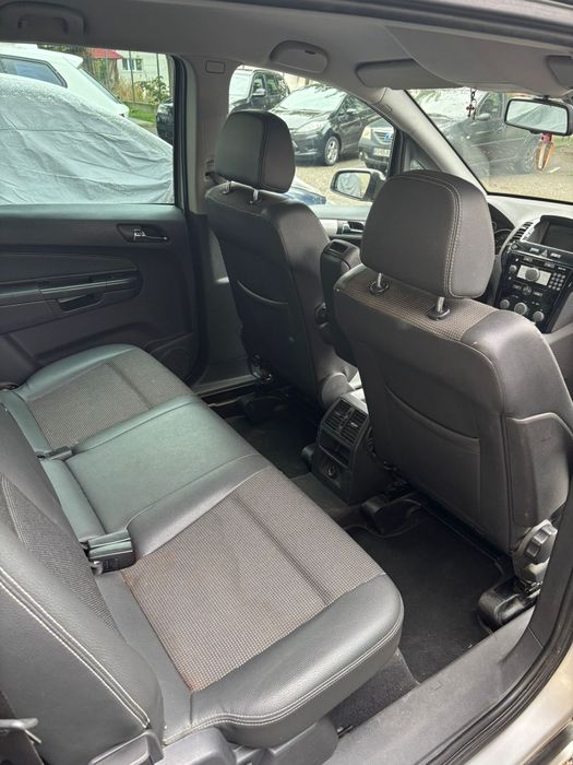 Opel Zafira 1.7 diesel 2010 7 locuri