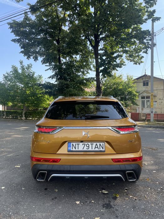 DS Automobiles DS 7 Crossback RIVOLI 4x4 Plug-in Hybrid 300HP