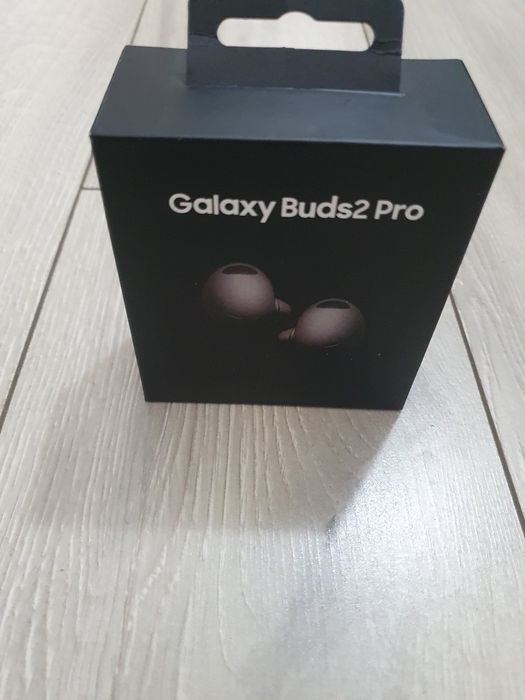 Casti Galaxy Buds 2 si Air Pods 2 pro