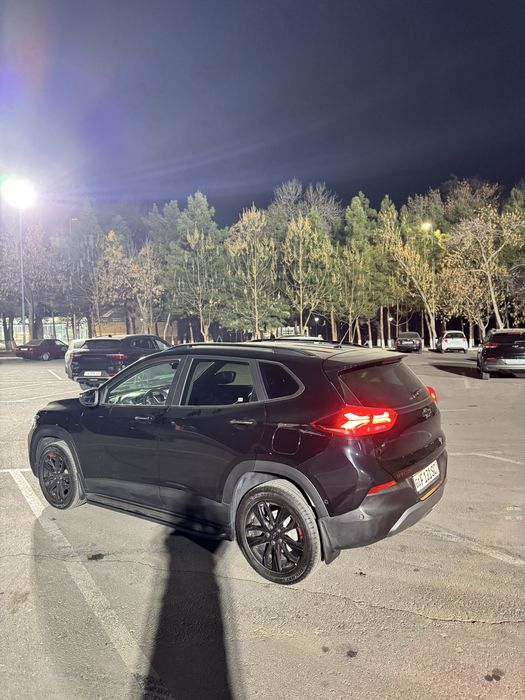 Tracker red line 2024 yil