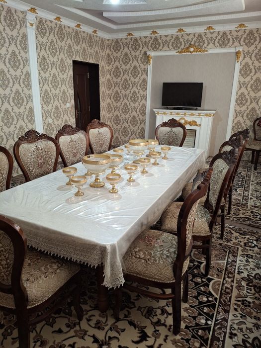 Sergeli qumariqda 3.54sotix 2etajli yevro remont uy sotiladi