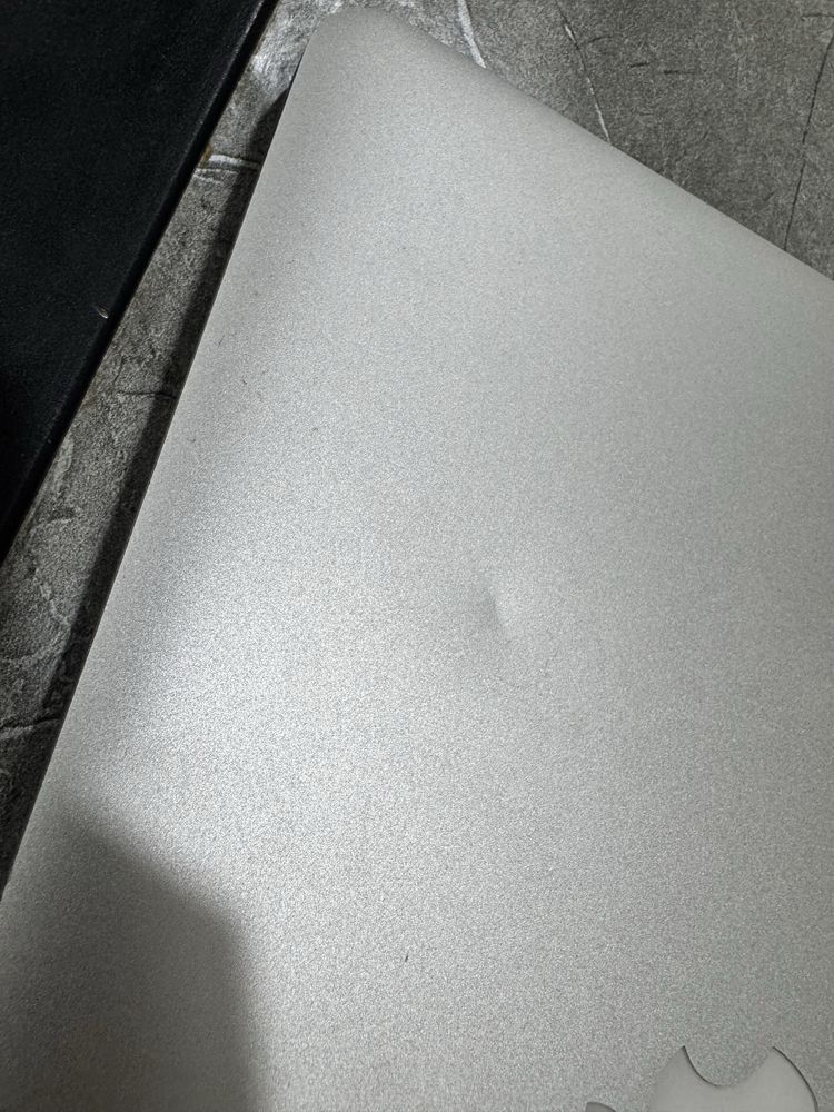 Продаю macbook pro