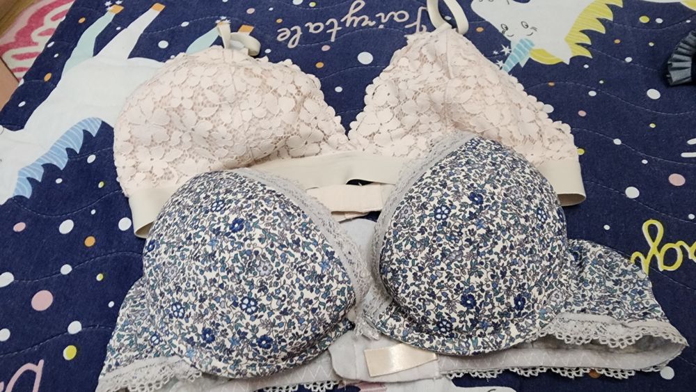 Лифы 80B M рр Penti Турция состояние отличное.Цена за 2 шт