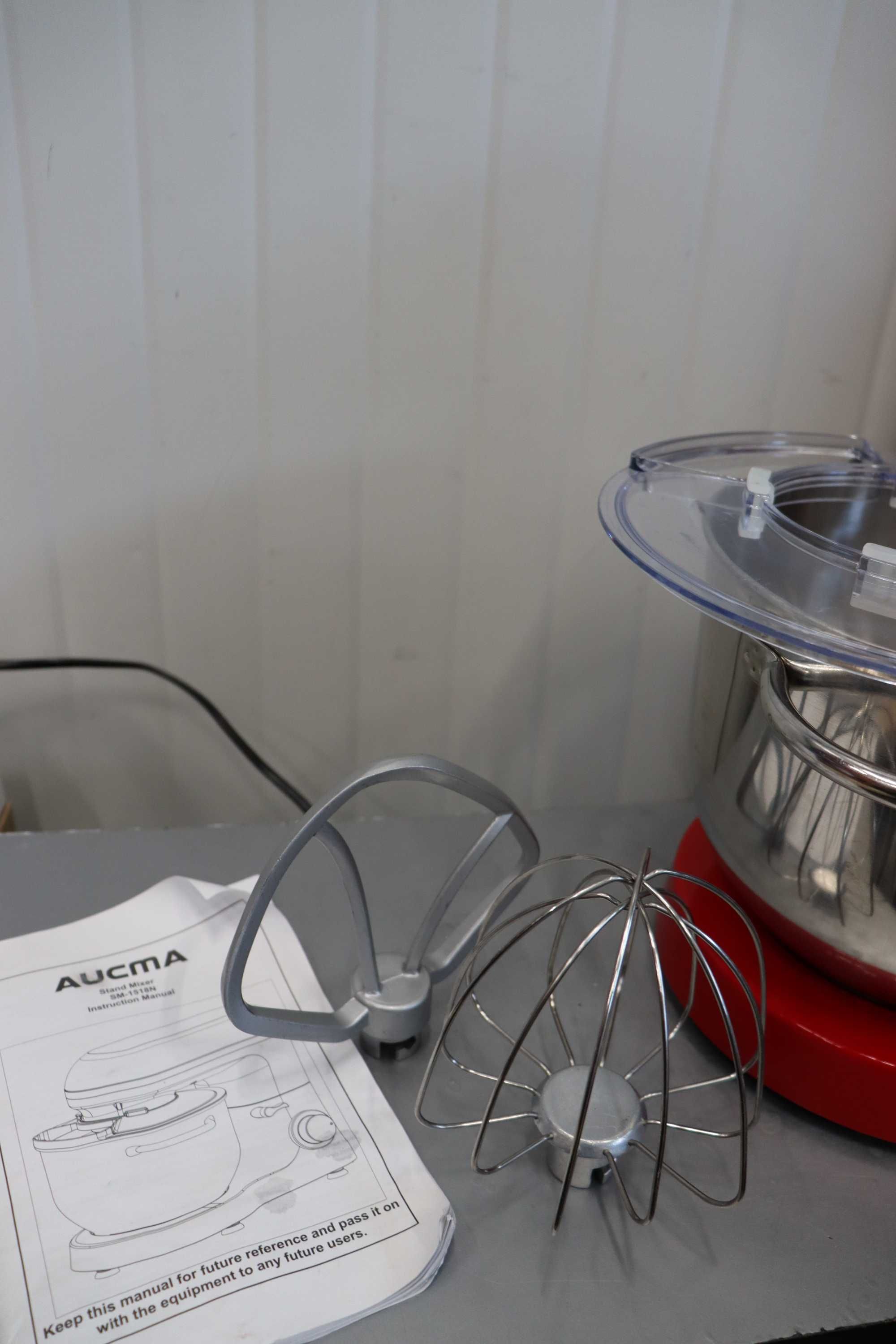 Aucma Електрически кухненски миксер, 6скорости, 3 бъркалки, 6.2L,1400W