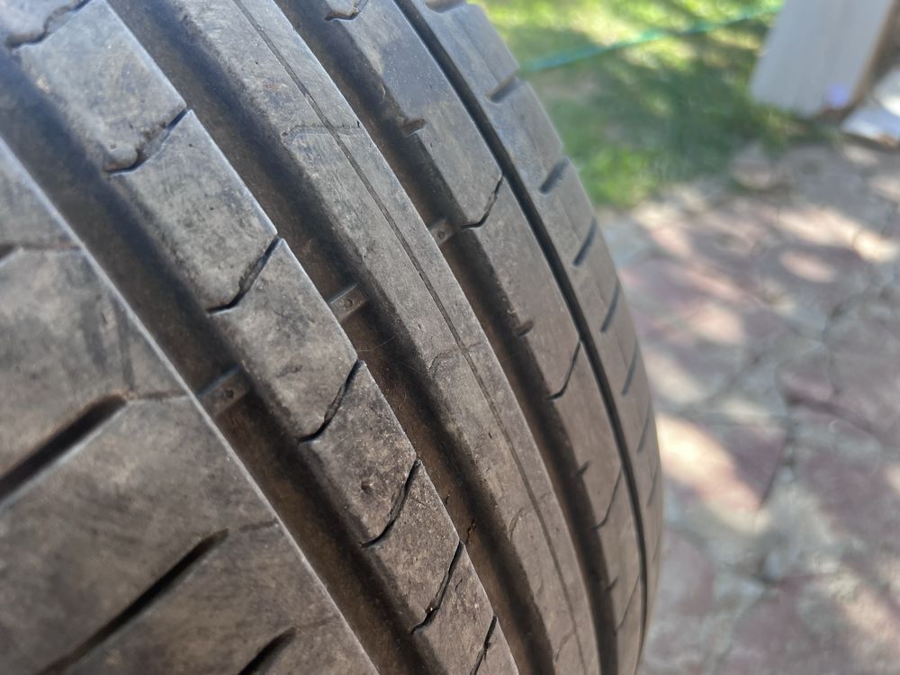 Гуми Pirelli P-Zero 225/40/19 dot2020 run flat 2бр