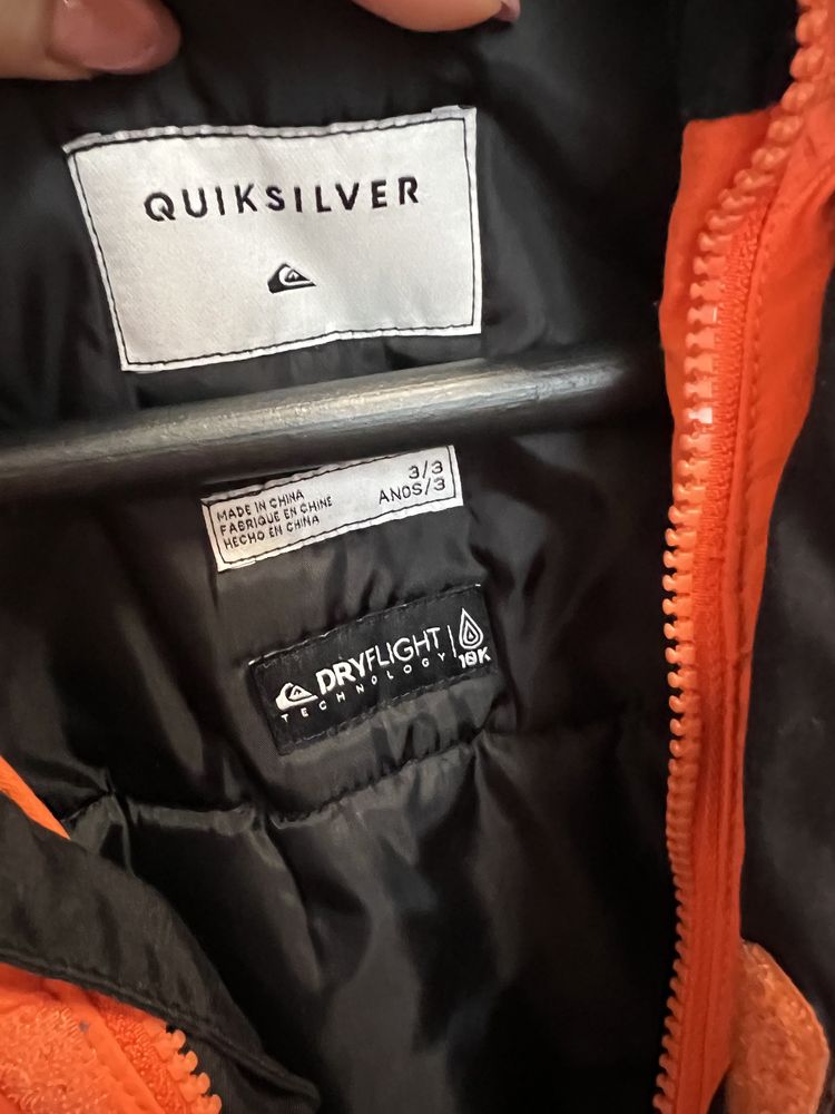Ски екип  гащеризон Quiksilver