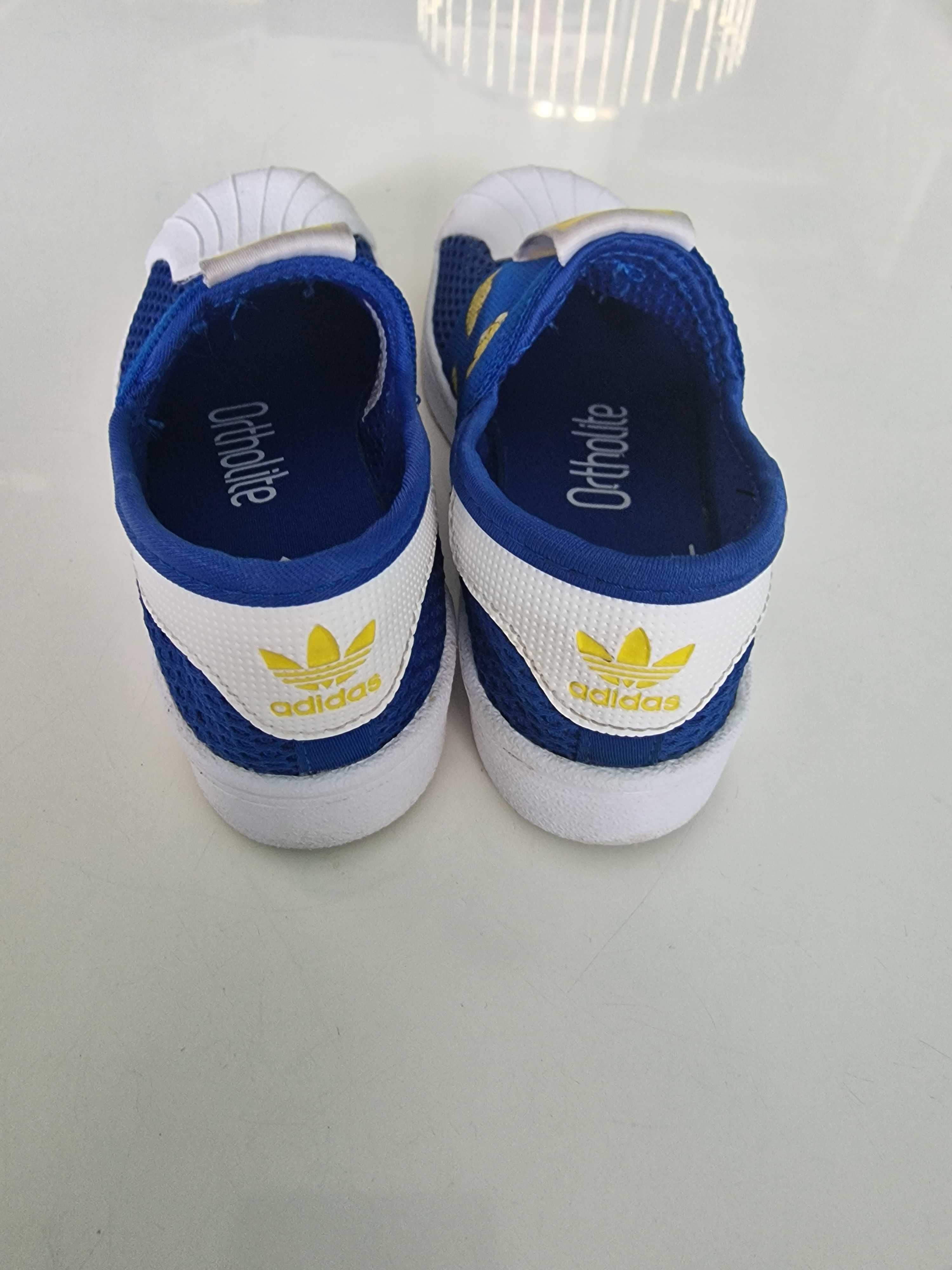 Детски маратонки и сандали Adidas