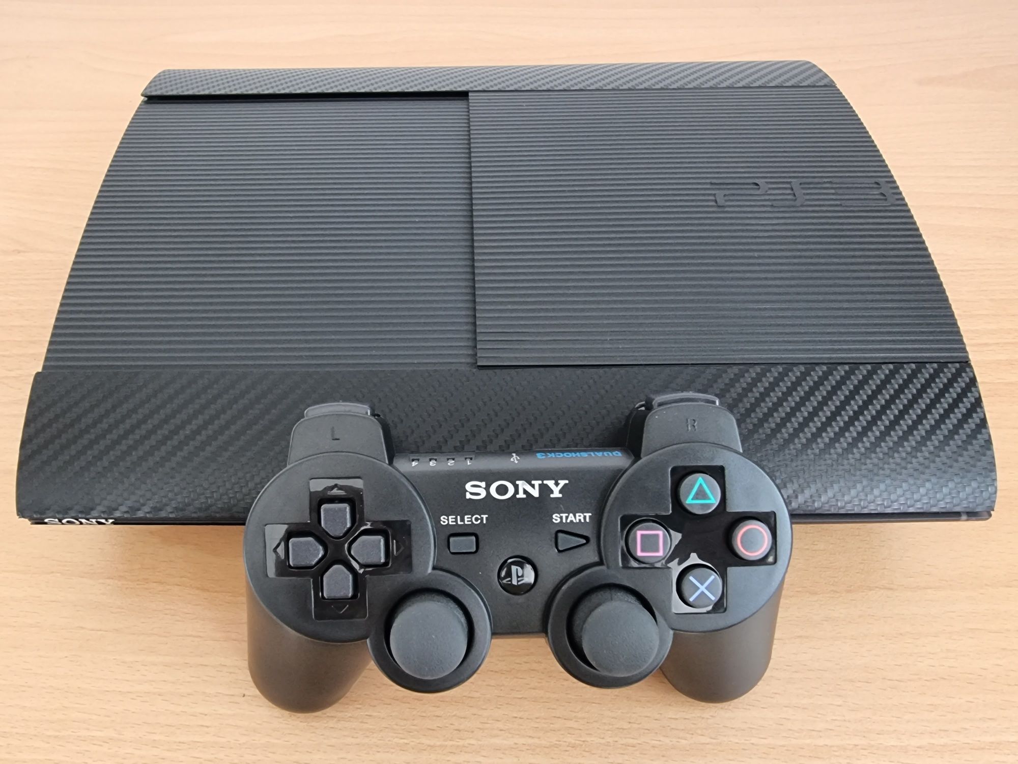 Playstation 3 500гб с 42 игри и 3 месеца гаранция