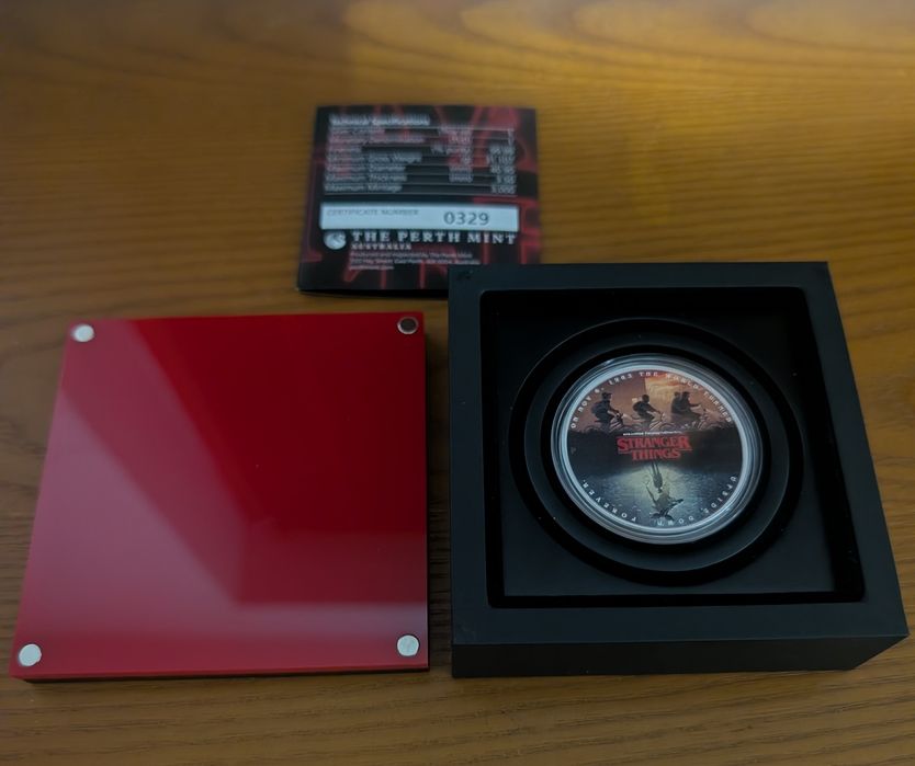 Moneda Argint Colorata Stranger Things (Netflix) - The Upside Down