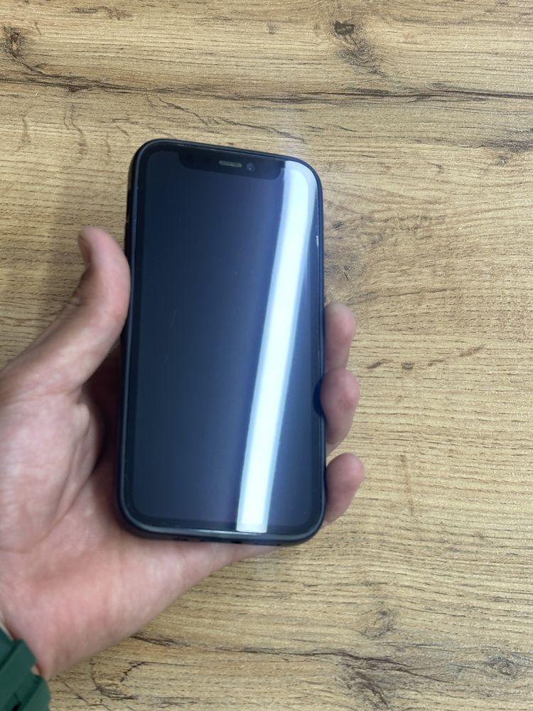 Iphone 12 mini айфон 128/75 в нормальном состояний