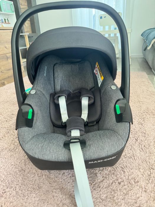 Scoica Auto Maxi-Cosi Pebble 360