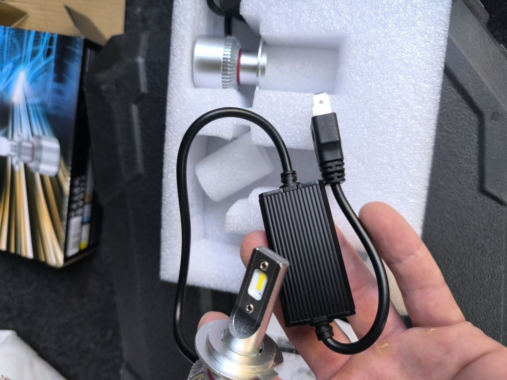 Лед крушки OSRAM h4