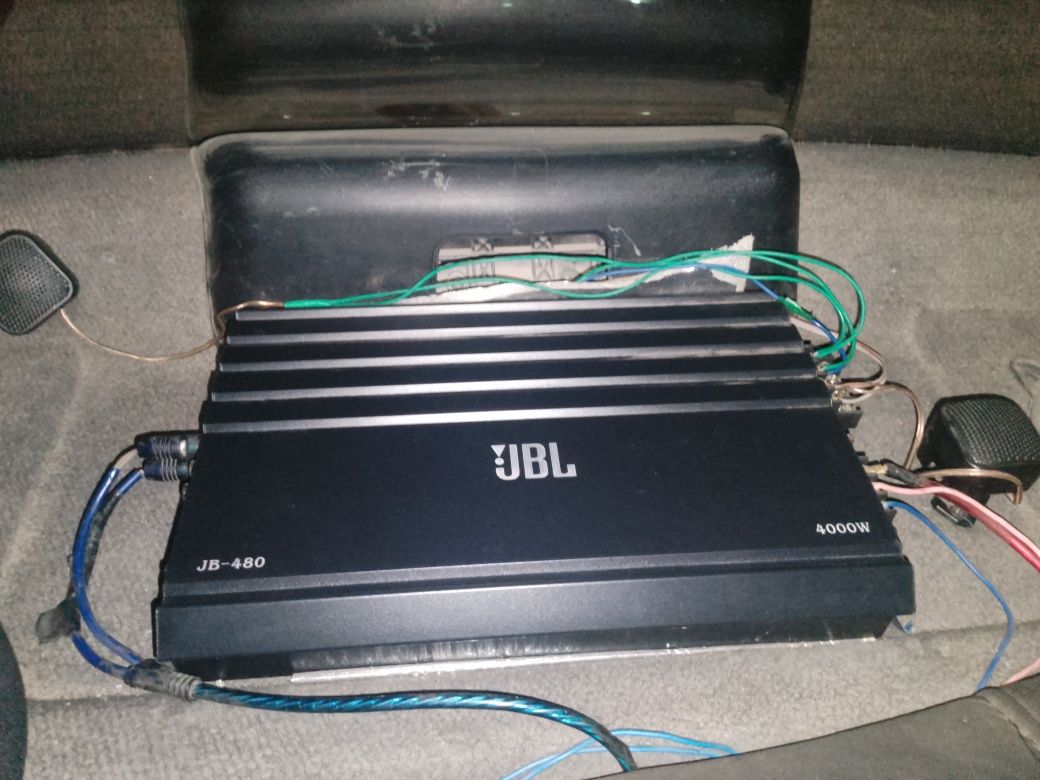 Усилитель JBL 4000 Wat