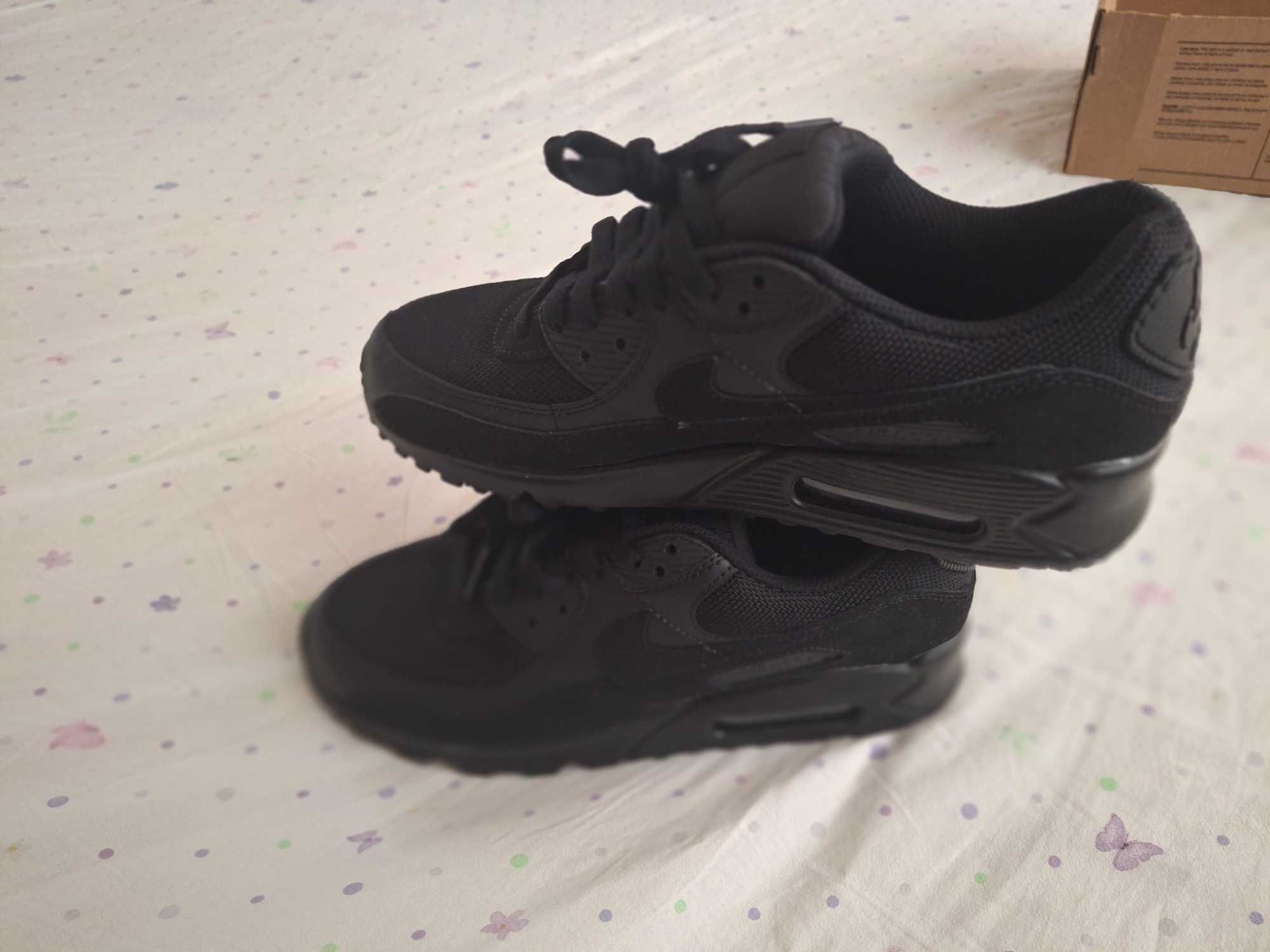 Дамски маратонки NIKE