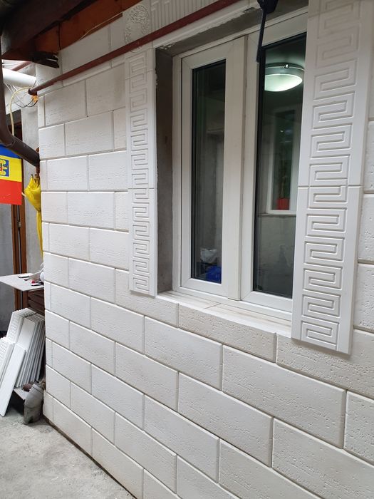 plăci de ciment sau ipsos