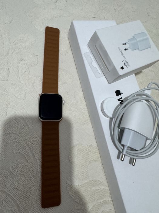 Новые часы Apple Watch  мне подарили я не ношу