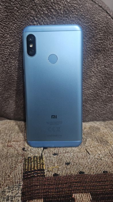 Xiaomi Mi A2 Lite (4/64)