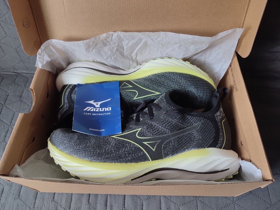 Mizuno Wave Neo Wind