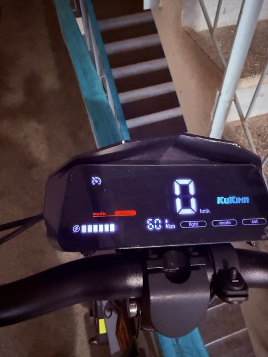 Trotineta electrica kukirin g2