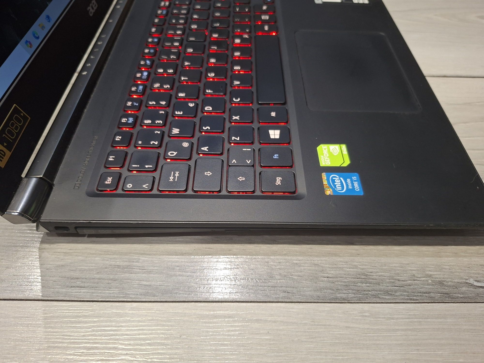 Acer Aspire V 15 Nitro-i5 4210u/8гб/256гб м.2+1TB/nvidia 840M