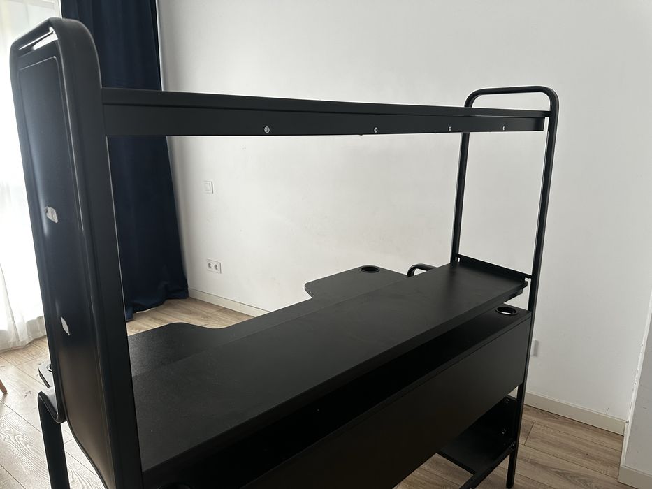 Birou Ikea de vanzare. 300 lei