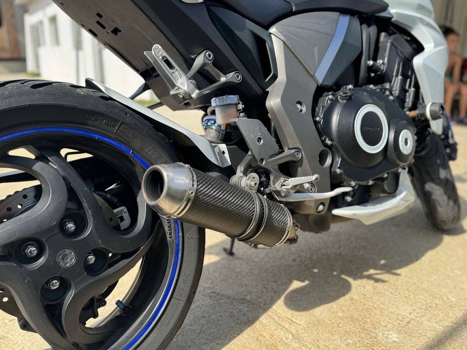 HONDA CB1000R cu numar de serie stantat pe ghidon